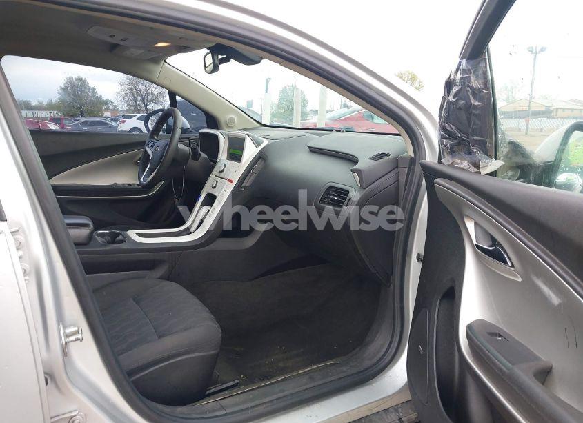 Photo 5 of 2011 Chevrolet Volt (VIN 1G1RC6E48BU102955)