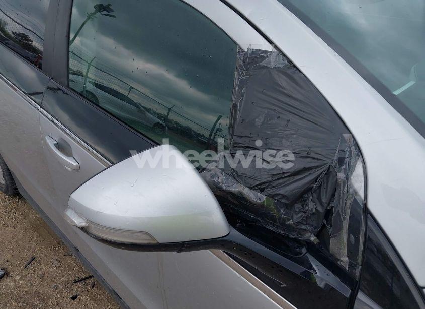 Photo 6 of 2011 Chevrolet Volt (VIN 1G1RC6E48BU102955)