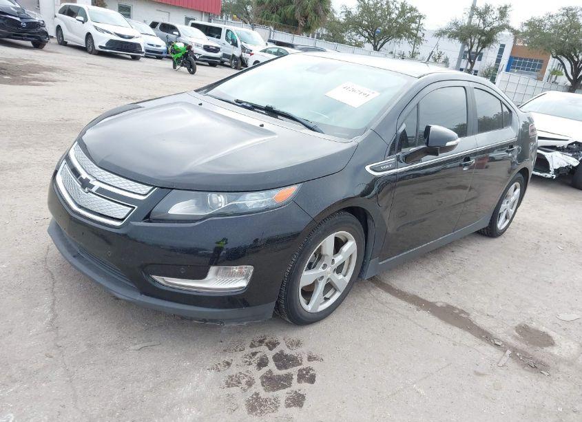 Photo 2 of 2013 Chevrolet Volt (VIN 1G1RC6E48DU111531)