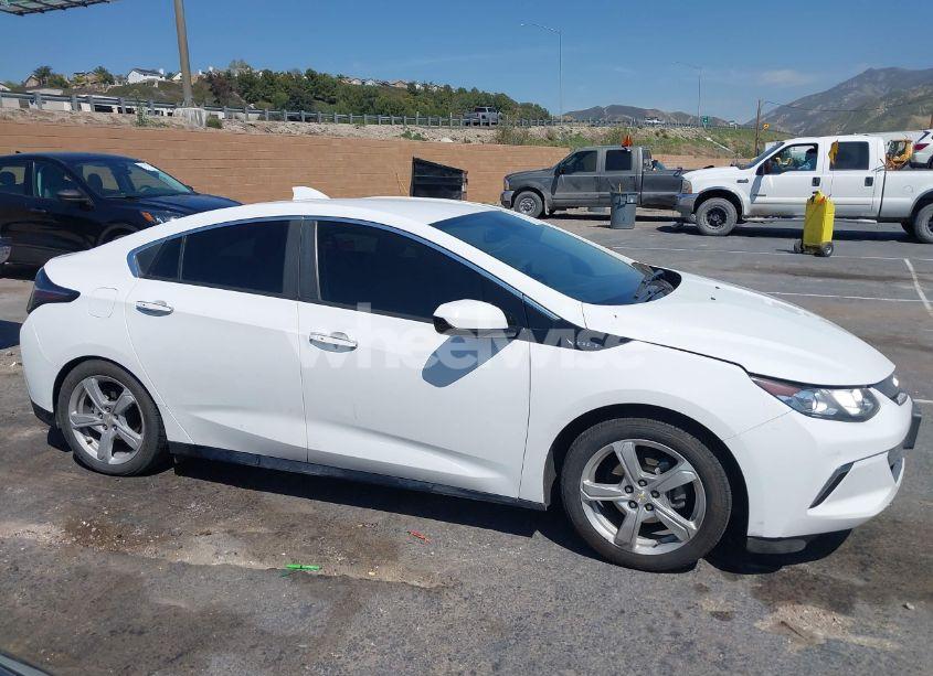 Photo 13 of 2018 Chevrolet Volt LT (VIN 1G1RC6S51JU110116)