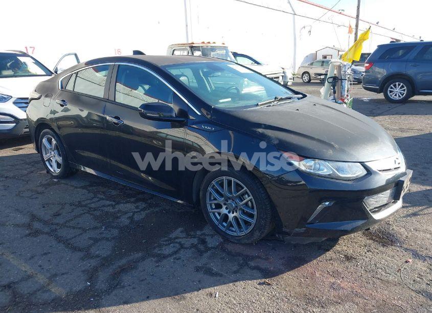 2017 Chevrolet Volt LT (VIN 1G1RC6S52HU137867) main photo