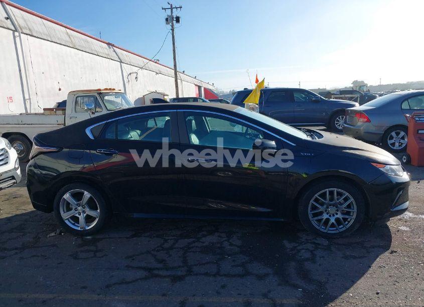 Photo 13 of 2017 Chevrolet Volt LT (VIN 1G1RC6S52HU137867)