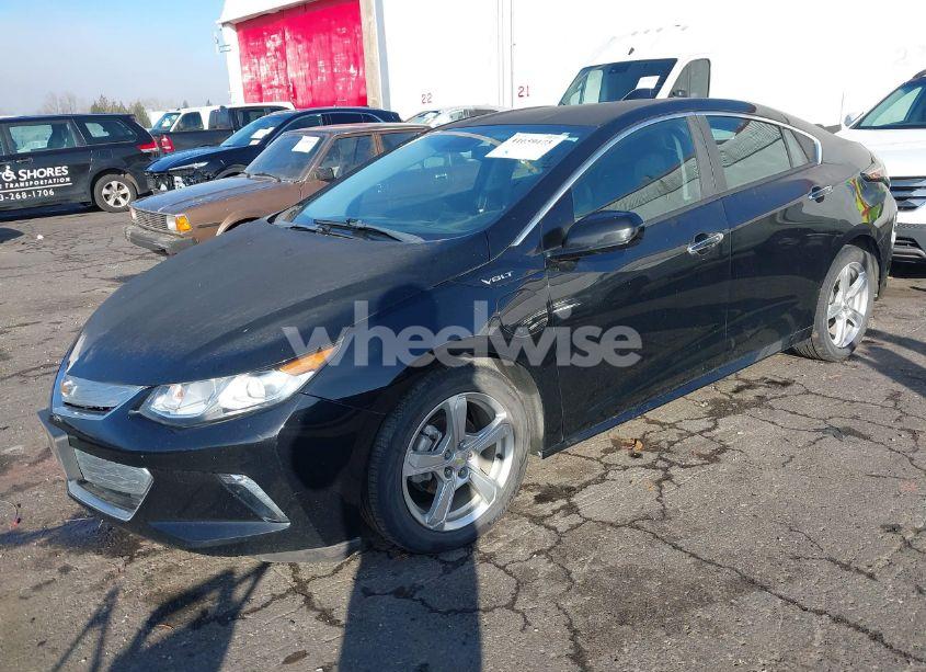 Photo 2 of 2017 Chevrolet Volt LT (VIN 1G1RC6S52HU137867)