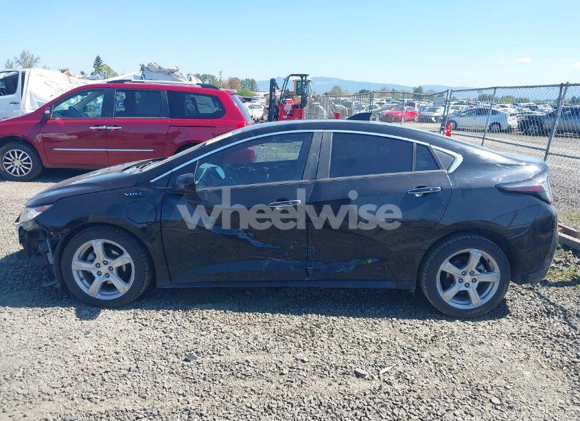 Photo 15 of 2018 Chevrolet Volt LT (VIN 1G1RC6S52JU110075)