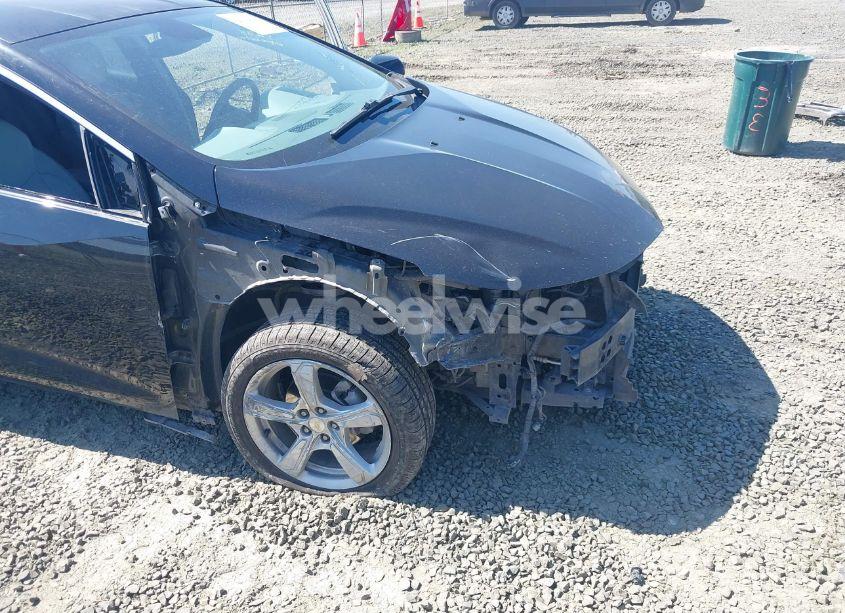 Photo 6 of 2018 Chevrolet Volt LT (VIN 1G1RC6S52JU110075)