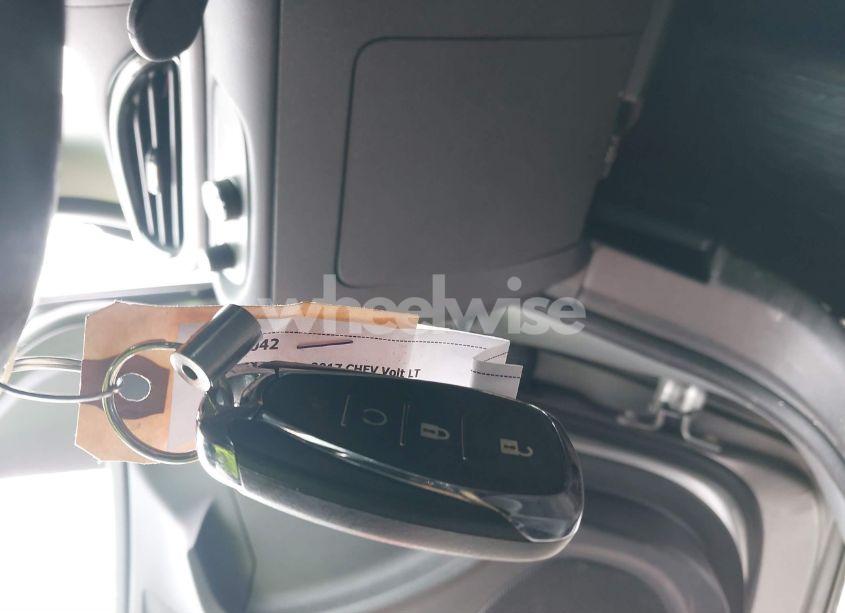 Photo 11 of 2017 Chevrolet Volt LT (VIN 1G1RC6S53HU188973)