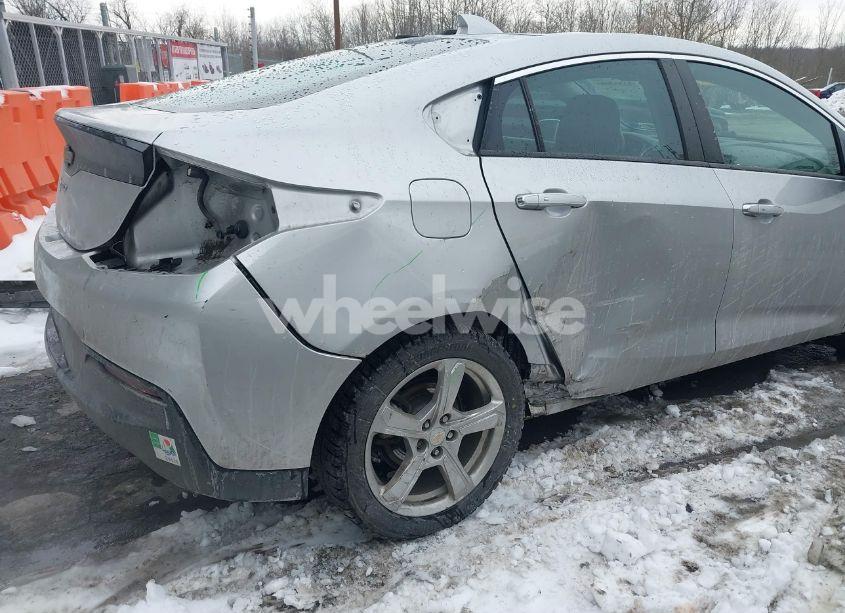 Photo 6 of 2017 Chevrolet Volt LT (VIN 1G1RC6S53HU188973)