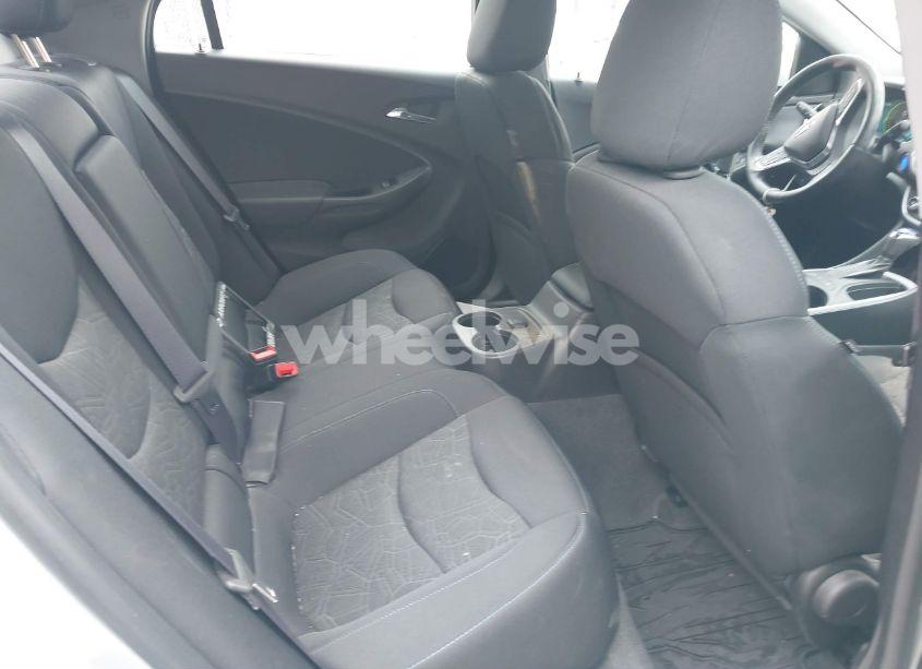 Photo 8 of 2017 Chevrolet Volt LT (VIN 1G1RC6S53HU188973)