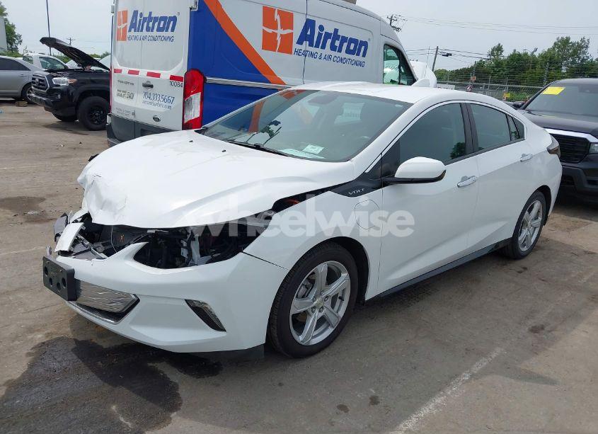 Photo 2 of 2017 Chevrolet Volt LT (VIN 1G1RC6S54HU107530)