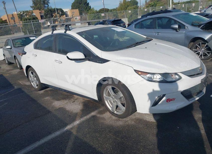 2018 Chevrolet Volt LT (VIN 1G1RC6S54JU108778) main photo