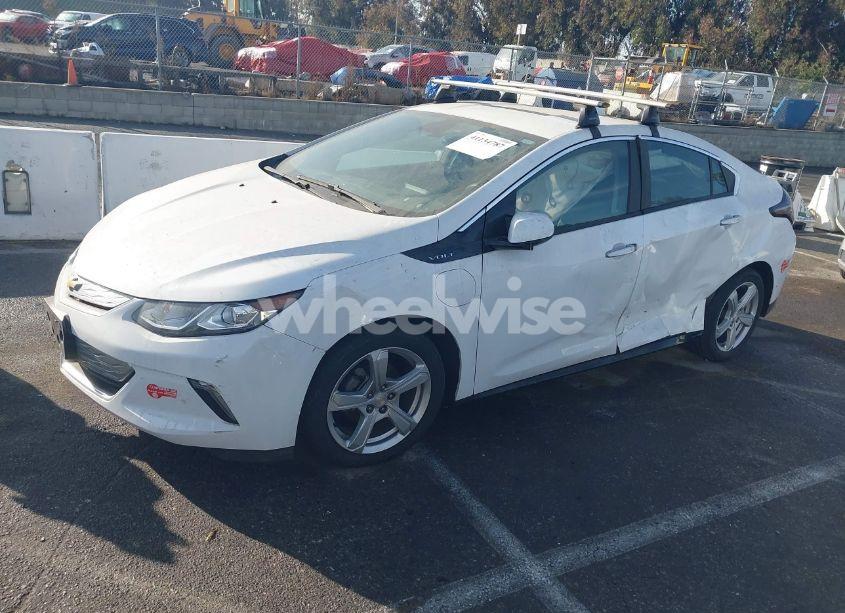 Photo 2 of 2018 Chevrolet Volt LT (VIN 1G1RC6S54JU108778)