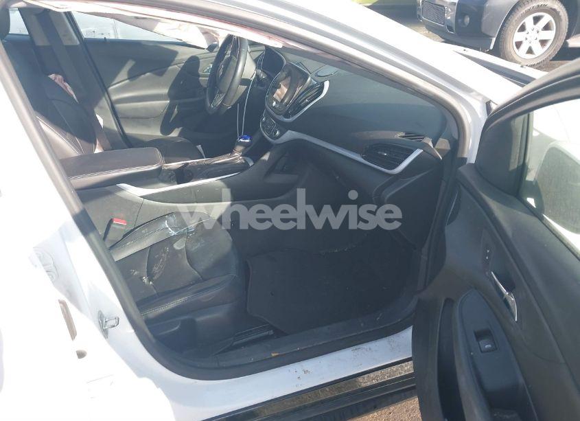 Photo 5 of 2018 Chevrolet Volt LT (VIN 1G1RC6S54JU108778)