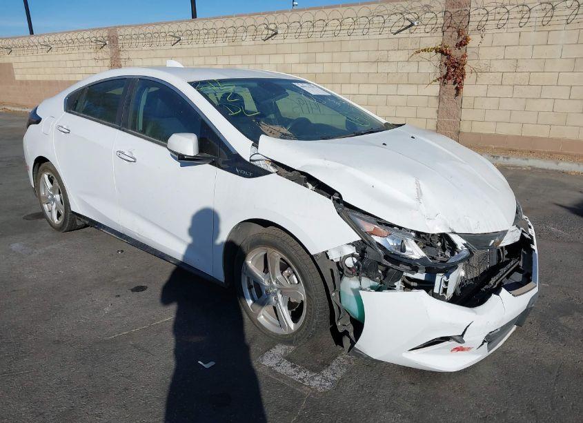 2018 Chevrolet Volt LT (VIN 1G1RC6S54JU119778) main photo