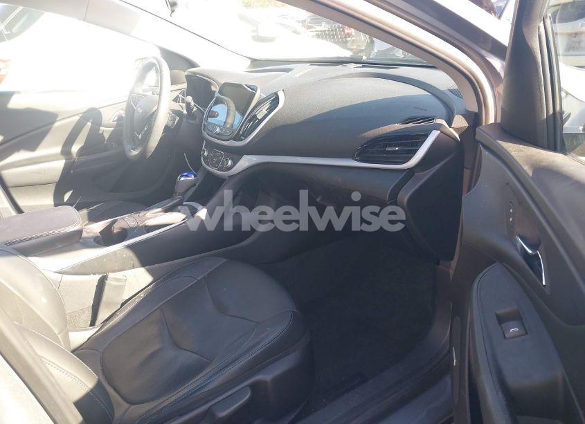Photo 5 of 2018 Chevrolet Volt LT (VIN 1G1RC6S54JU143577)