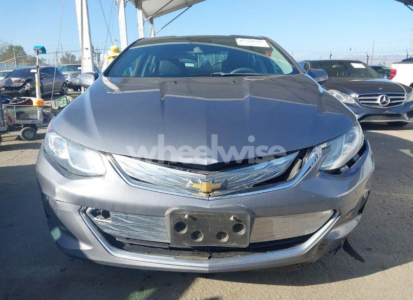 Photo 6 of 2018 Chevrolet Volt LT (VIN 1G1RC6S54JU143577)