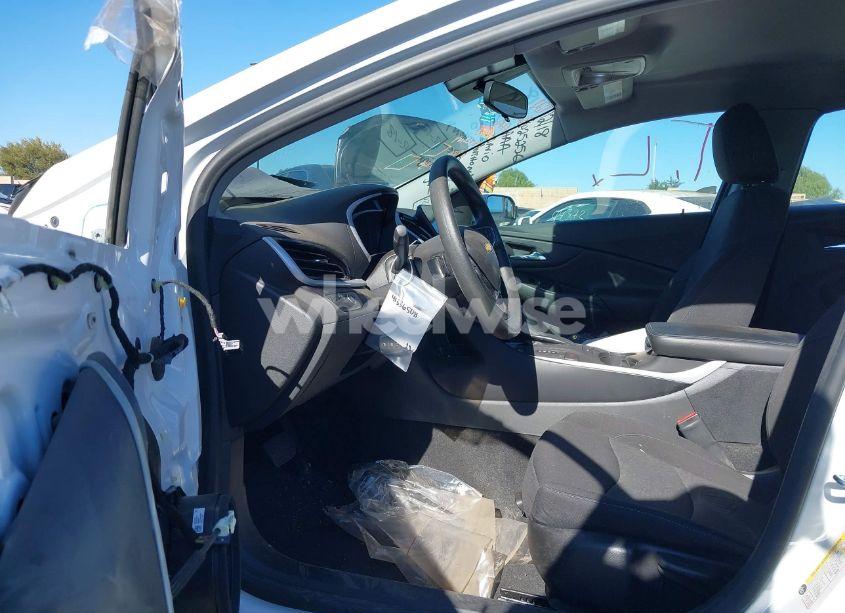 Photo 5 of 2018 Chevrolet Volt LT (VIN 1G1RC6S54JU156927)