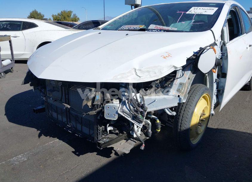 Photo 6 of 2018 Chevrolet Volt LT (VIN 1G1RC6S54JU156927)