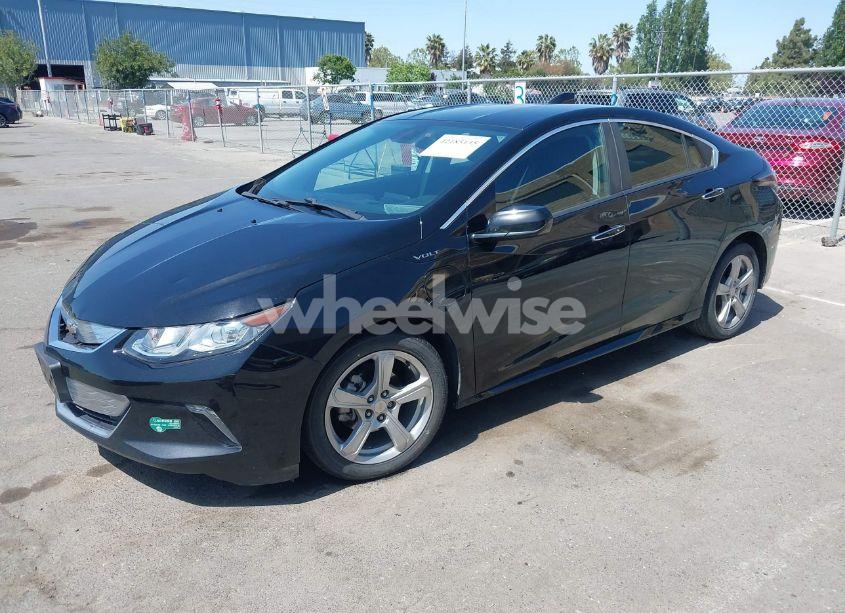 Photo 2 of 2016 Chevrolet Volt LT (VIN 1G1RC6S55GU117627)