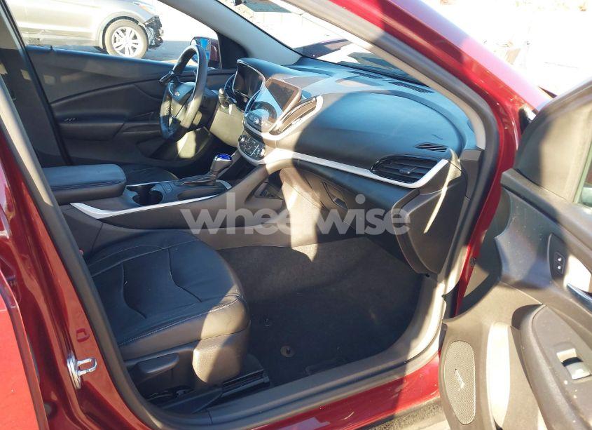 Photo 5 of 2017 Chevrolet Volt LT (VIN 1G1RC6S55HU120917)