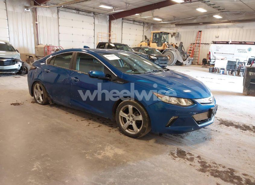 2017 Chevrolet Volt LT (VIN 1G1RC6S55HU139788) main photo