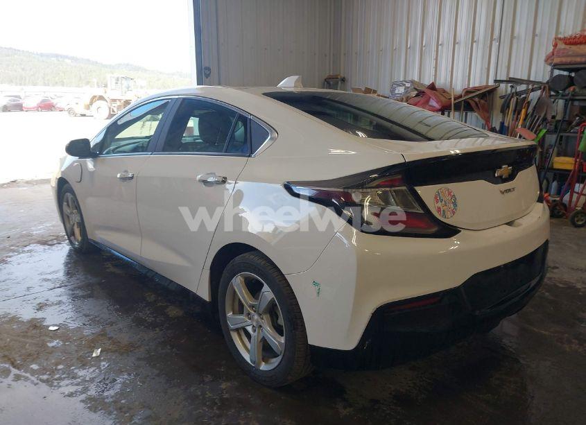 Photo 3 of 2017 Chevrolet Volt LT (VIN 1G1RC6S55HU213372)