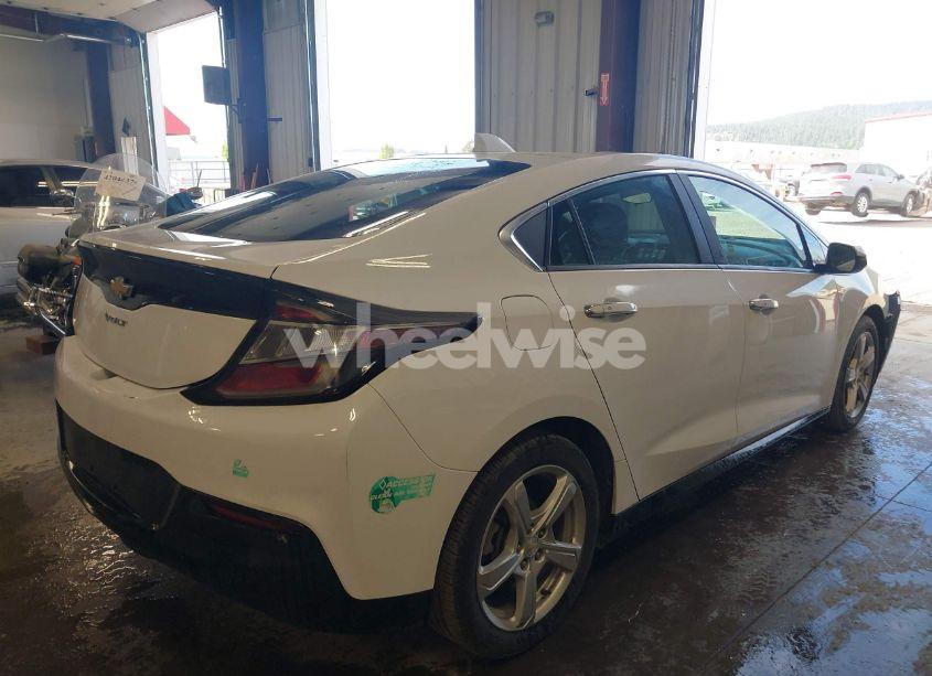 Photo 4 of 2017 Chevrolet Volt LT (VIN 1G1RC6S55HU213372)