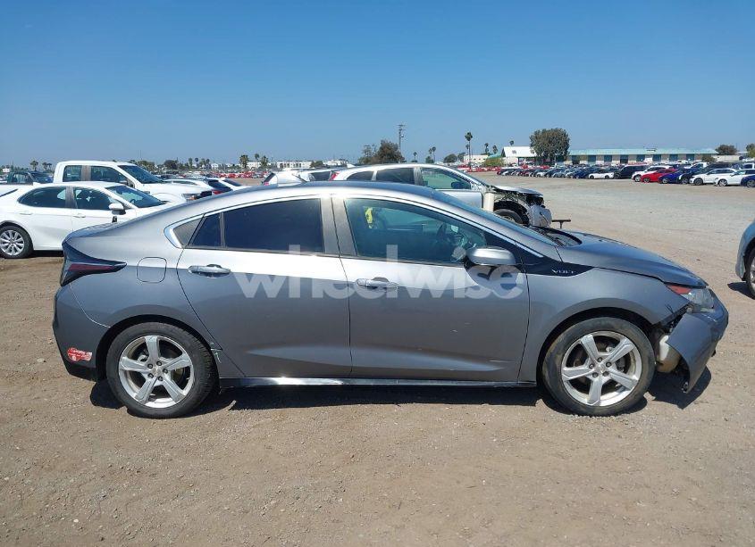 Photo 13 of 2018 Chevrolet Volt LT (VIN 1G1RC6S55JU133933)