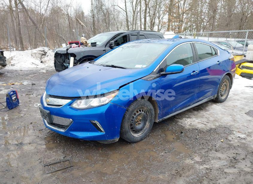 Photo 2 of 2016 Chevrolet Volt LT (VIN 1G1RC6S56GU136297)