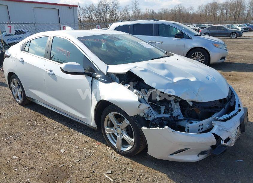 2017 Chevrolet Volt LT (VIN 1G1RC6S56HU122708) main photo
