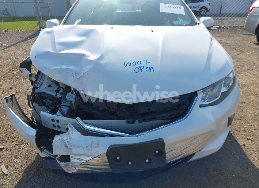 Photo 6 of 2017 Chevrolet Volt LT (VIN 1G1RC6S56HU122708)