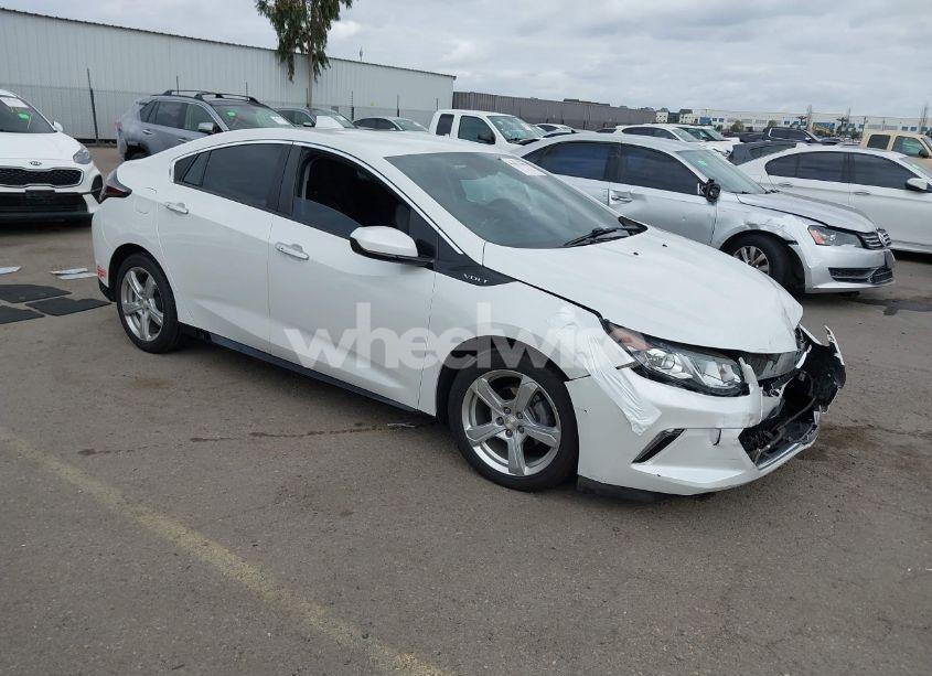 2017 Chevrolet Volt LT (VIN 1G1RC6S56HU205328) main photo