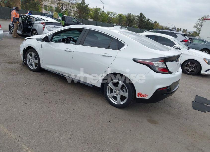 Photo 3 of 2017 Chevrolet Volt LT (VIN 1G1RC6S56HU205328)