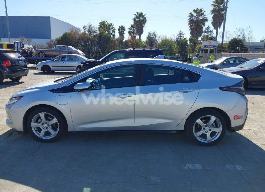 Photo 14 of 2017 Chevrolet Volt LT (VIN 1G1RC6S56HU207449)