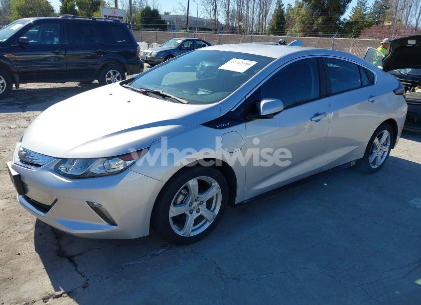 Photo 2 of 2017 Chevrolet Volt LT (VIN 1G1RC6S56HU207449)