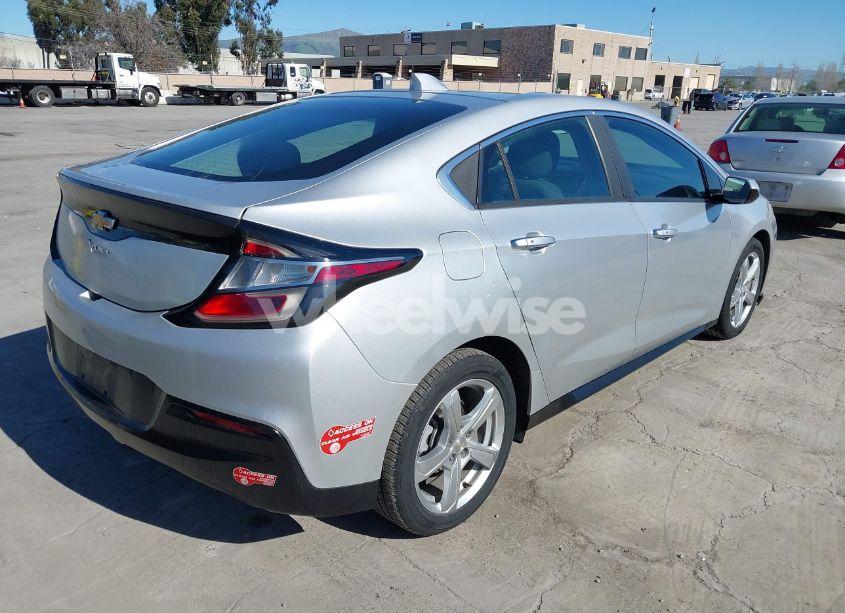 Photo 4 of 2017 Chevrolet Volt LT (VIN 1G1RC6S56HU207449)