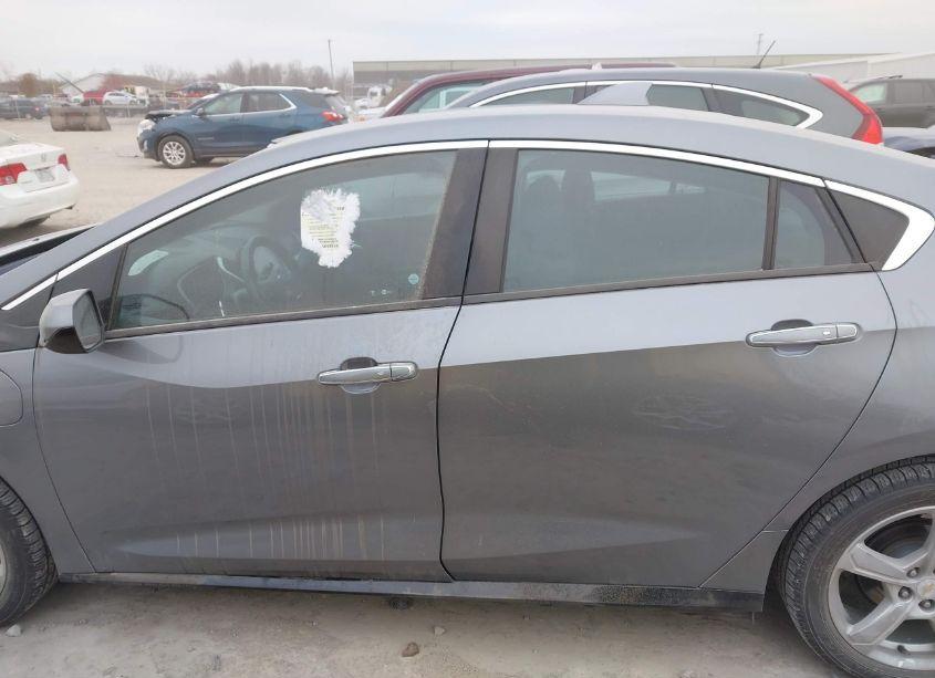 Photo 15 of 2018 Chevrolet Volt LT (VIN 1G1RC6S57JU106930)