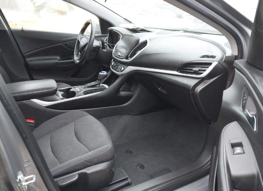 Photo 5 of 2018 Chevrolet Volt LT (VIN 1G1RC6S57JU106930)