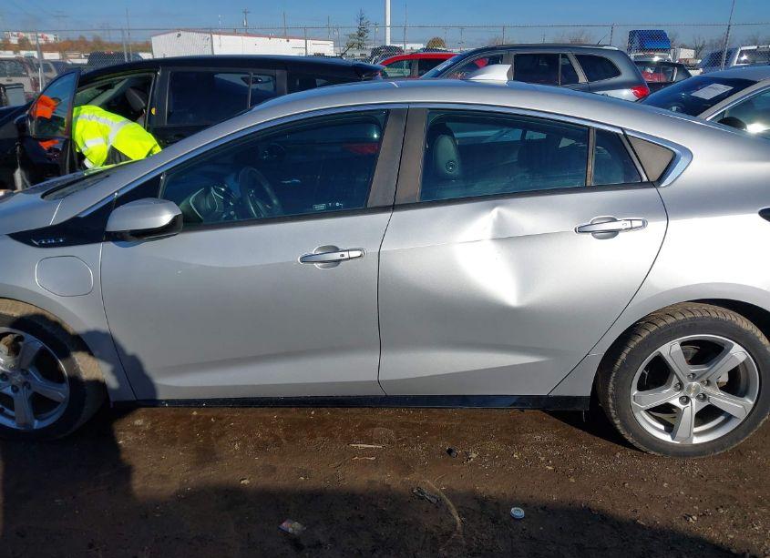 Photo 14 of 2017 Chevrolet Volt LT (VIN 1G1RC6S58HU104288)