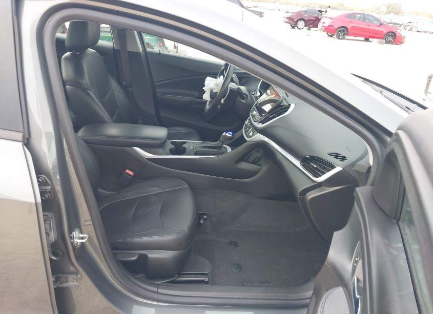 Photo 5 of 2017 Chevrolet Volt LT (VIN 1G1RC6S59HU176696)