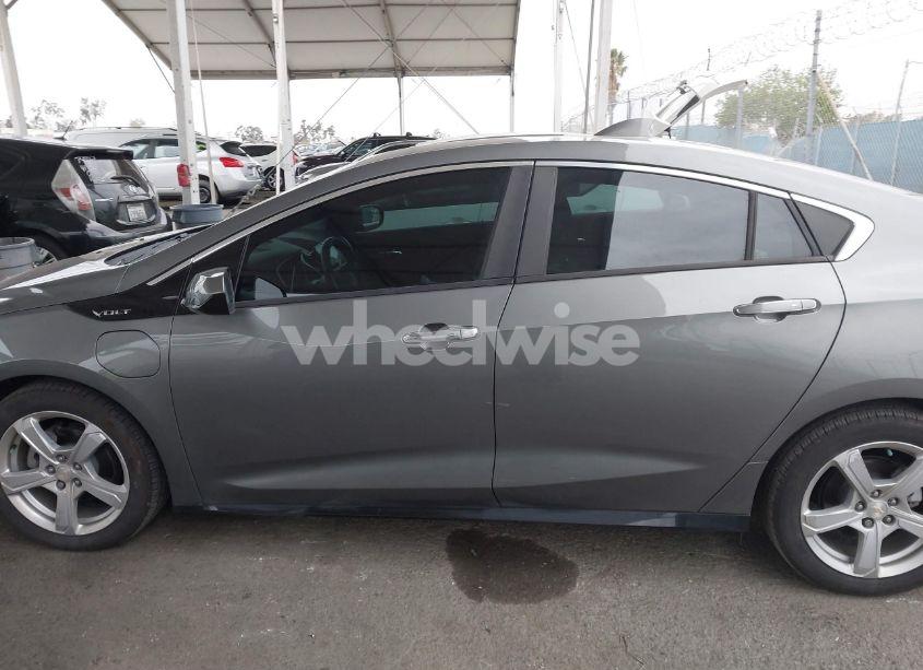 Photo 14 of 2017 Chevrolet Volt LT (VIN 1G1RC6S59HU209325)