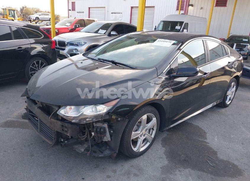 Photo 2 of 2016 Chevrolet Volt LT (VIN 1G1RC6S5XGU139512)