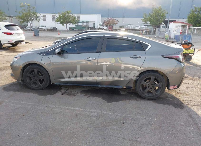 Photo 14 of 2017 Chevrolet Volt LT (VIN 1G1RC6S5XHU108200)