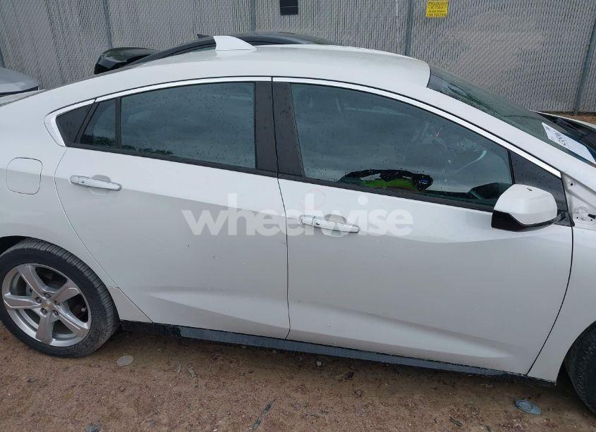 Photo 13 of 2017 Chevrolet Volt LT (VIN 1G1RC6S5XHU218163)