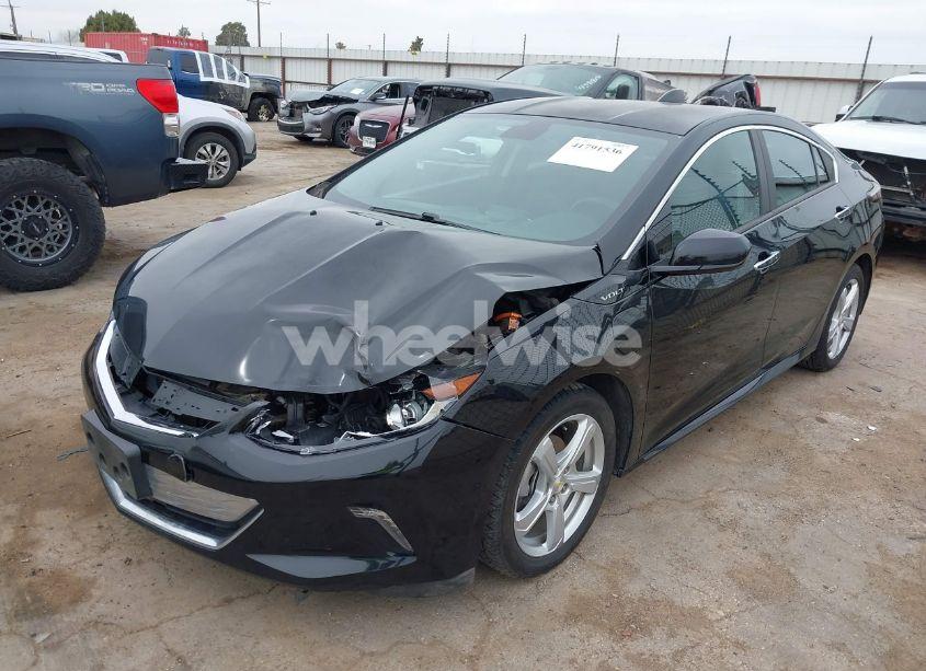 Photo 2 of 2018 Chevrolet Volt LT (VIN 1G1RC6S5XJU106582)