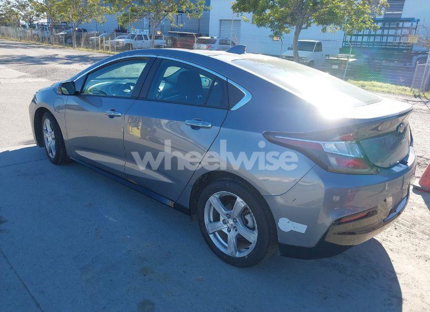 Photo 3 of 2018 Chevrolet Volt LT (VIN 1G1RC6S5XJU136469)