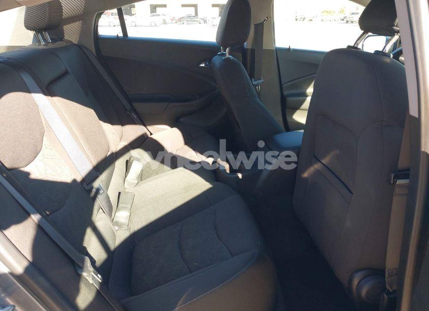 Photo 8 of 2018 Chevrolet Volt LT (VIN 1G1RC6S5XJU136469)