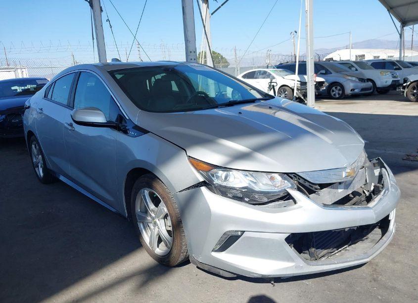 2018 Chevrolet Volt LT (VIN 1G1RC6S5XJU143664) main photo