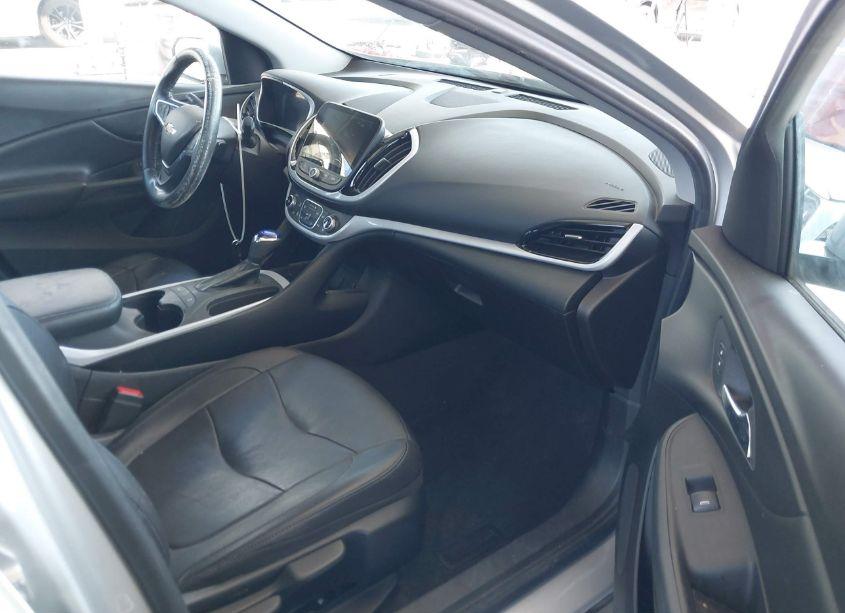 Photo 5 of 2018 Chevrolet Volt LT (VIN 1G1RC6S5XJU143664)