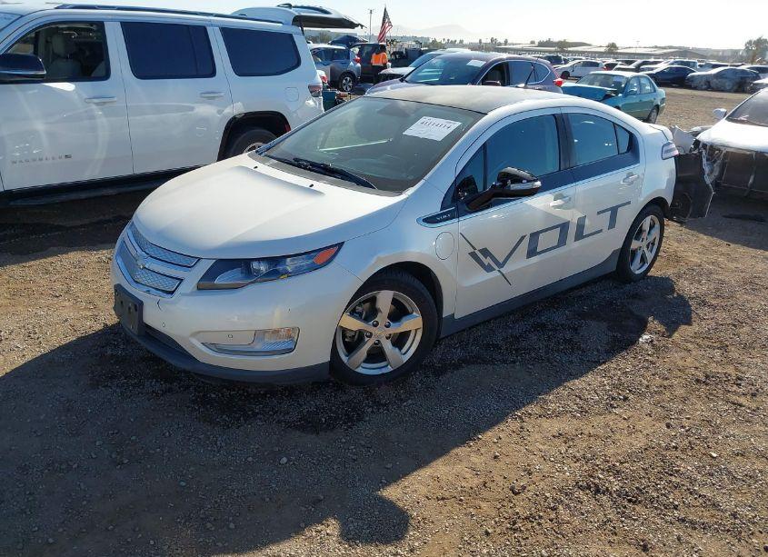 Photo 2 of 2011 Chevrolet Volt (VIN 1G1RD6E40BU101134)