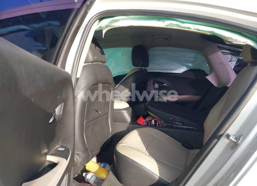 Photo 8 of 2011 Chevrolet Volt (VIN 1G1RD6E41BU101403)